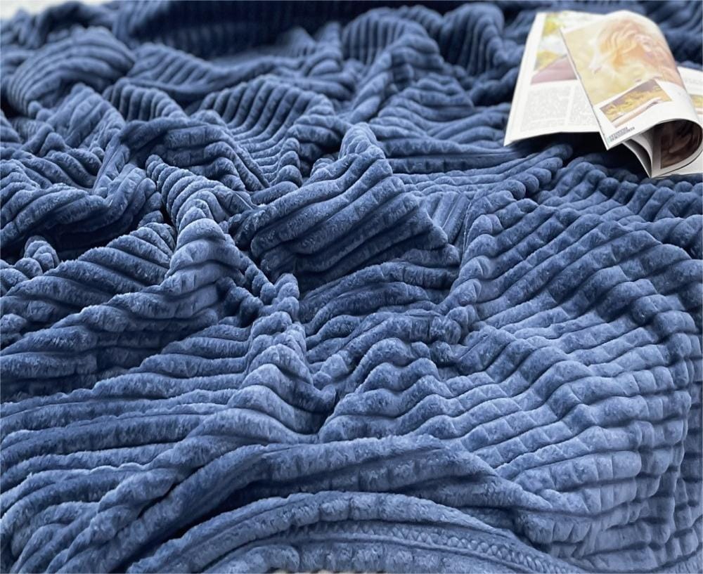 Cuvertură de pat Merinos, albastru, 200x230 cm, moale, calduroasa, design uni, usor de intretinut - imagine 3